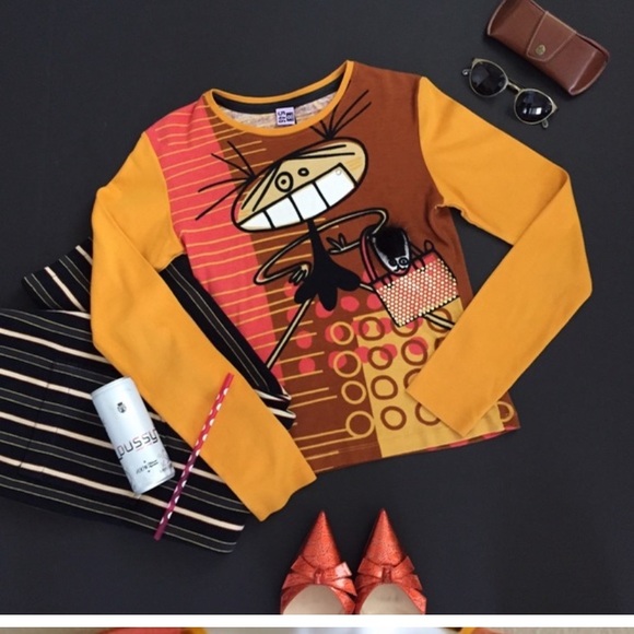 Gorgeous top! Definite head turner. - Picture 1 of 4